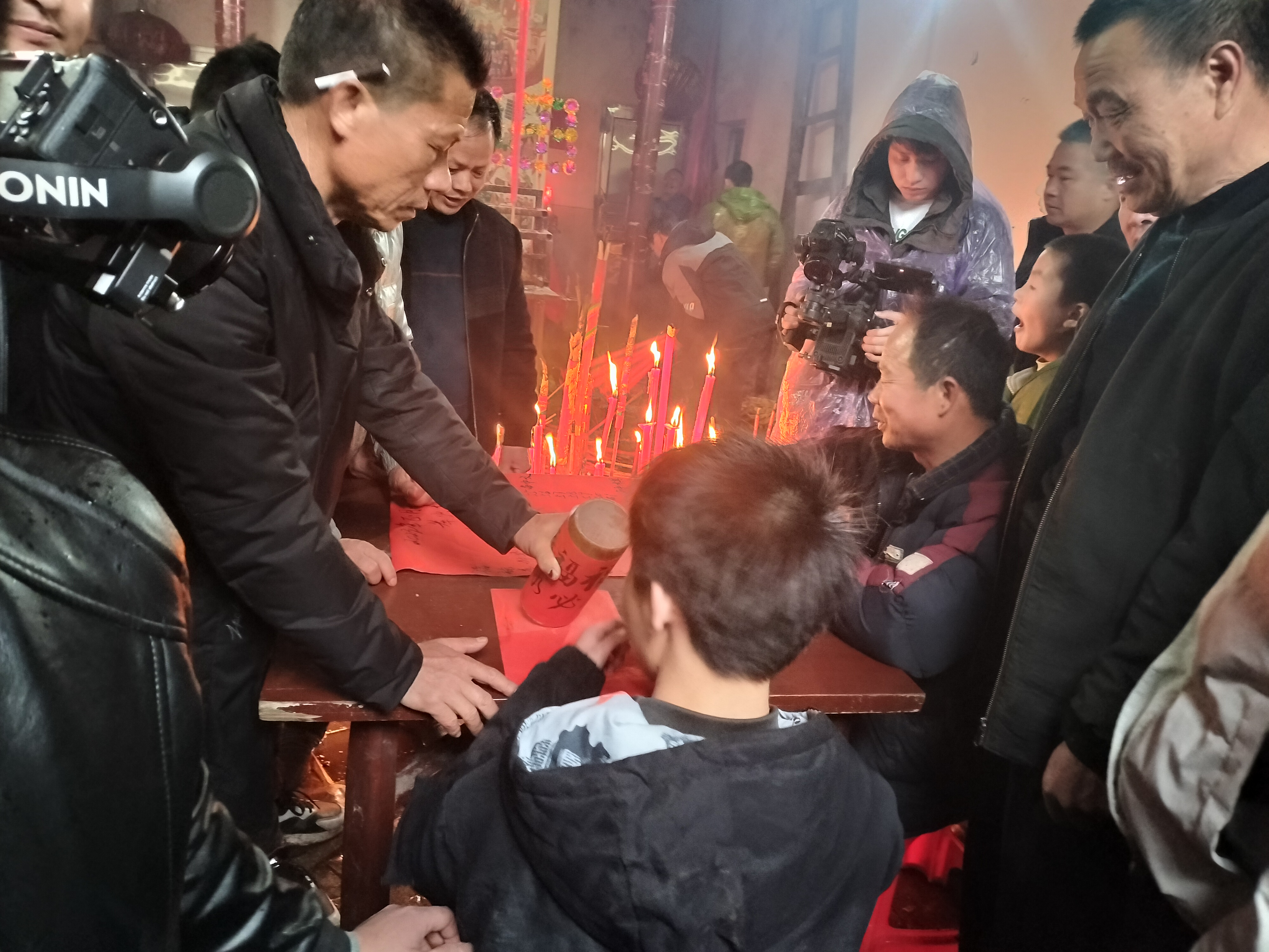 瑞金攀灯习俗